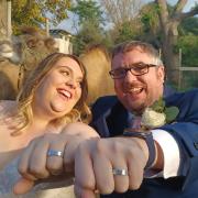 Matt Robbins and Alison Russell from Romford got married at London Zoo last weekend swapping rings recycled from the mesh of the Snowdon Aviary